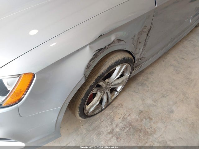 Продаж на аукціоні авто 2015 Audi S3 2.0t Premium Plus, vin: WAUBFGFF2F1097651, номер лоту: 44433577