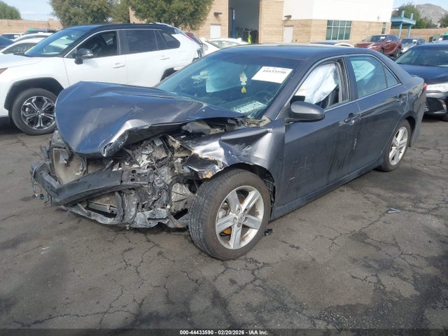 Toyota CAMRY SE 2014 4T1BF1FKXEU465810 Image 2