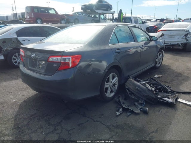 Toyota CAMRY SE 2014 4T1BF1FKXEU465810 Image 4
