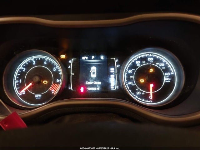 Продаж на аукціоні авто 2015 Jeep Cherokee North, vin: 1C4PJMCB2FW591079, номер лоту: 44433602