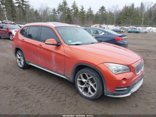 2015 BMW X1 WBAVL1C52FVY39697