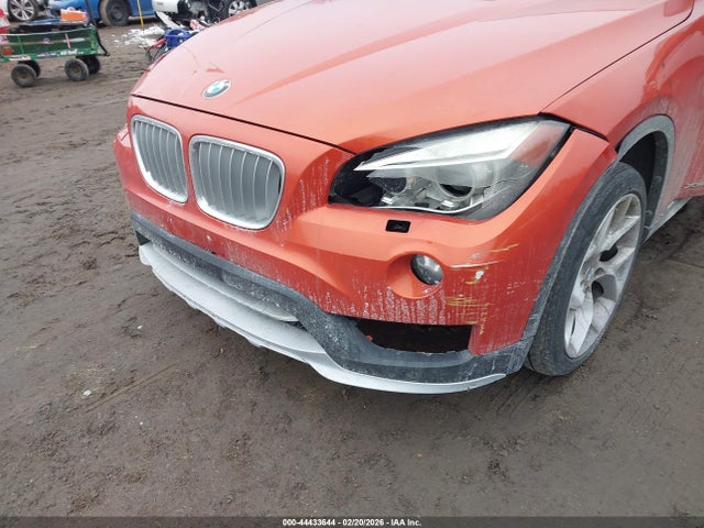 2015 BMW X1 WBAVL1C52FVY39697 Photo 5
