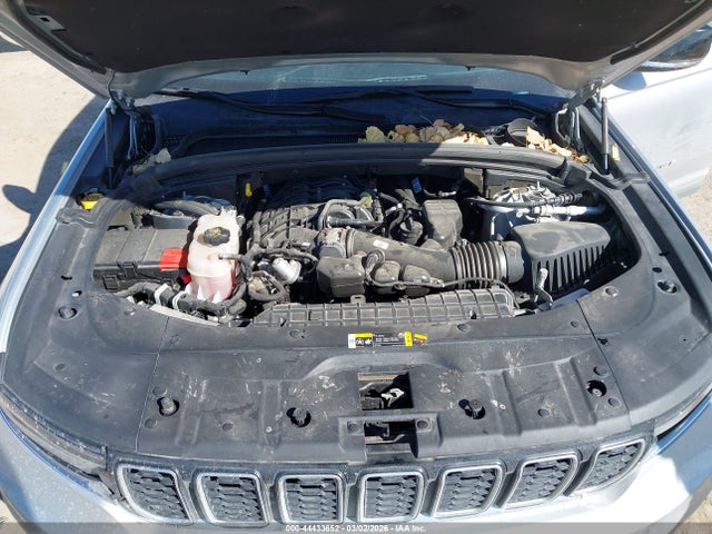 Продажа на аукционе авто 2023 Jeep Grand Cherokee L Limited 4x4, vin: 1C4RJKBG6P8870910, номер лота: 44433652