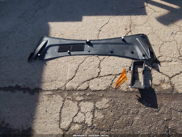 Продаж на аукціоні авто 2025 Tesla Model 3 Long Range Rear-wheel Drive/standard Rear-wheel Drive, vin: 5YJ3E1EA0SF923010, номер лоту: 44433670