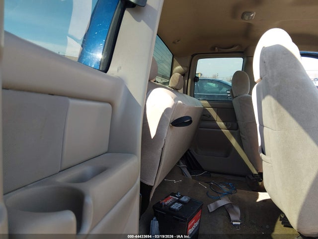 44433694 :رقم المزاد ، 2GCEC19V111322928 vin ، 2001 Chevrolet Silverado 1500 Ls مزاد بيع
