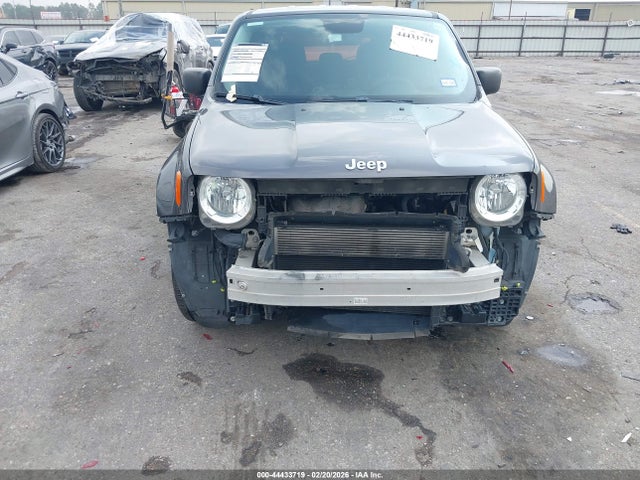 Продаж на аукціоні авто 2017 Jeep Renegade Sport Fwd, vin: ZACCJAAB4HPF03472, номер лоту: 44433719