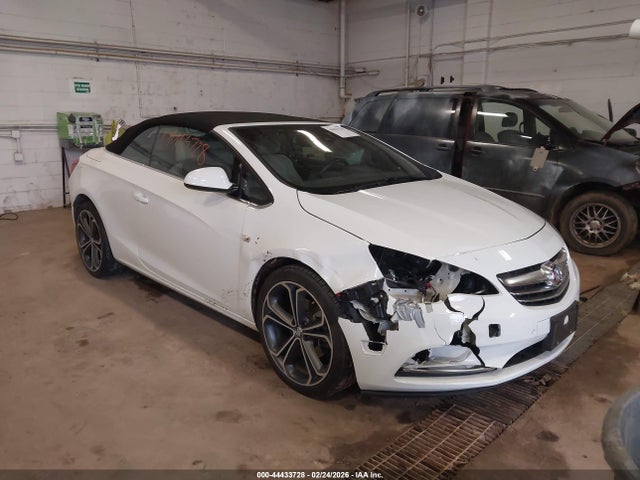 2018 BUICK CASCADA W04WH3N55JG042160