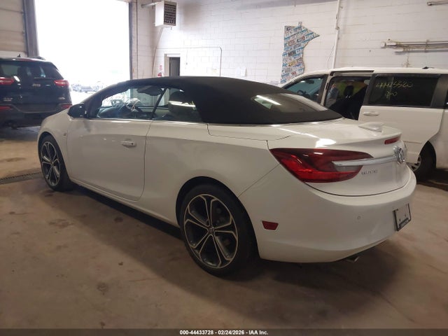 2018 BUICK CASCADA W04WH3N55JG042160 Photo 2