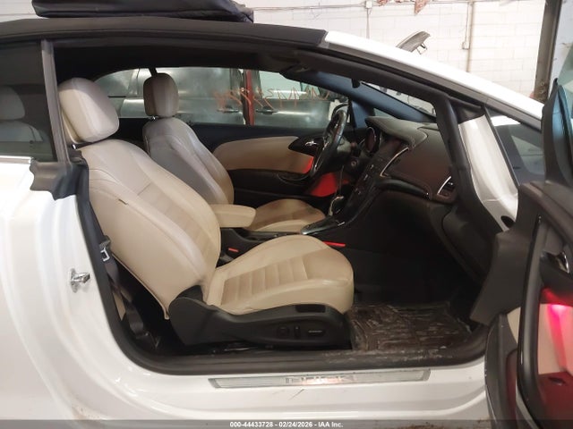 2018 BUICK CASCADA W04WH3N55JG042160 Photo 4