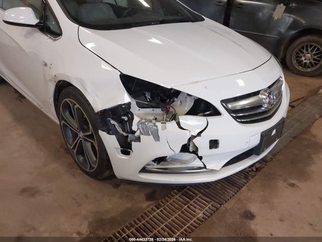 2018 BUICK CASCADA W04WH3N55JG042160 Photo 5