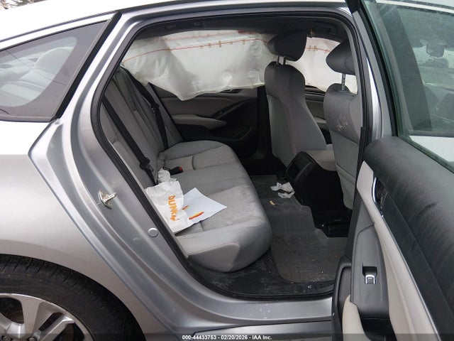 1HGCV1F12KA054743 Honda ACCORD LX