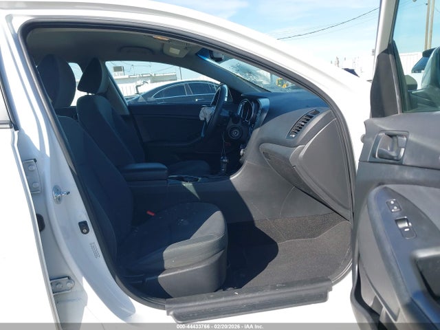 KIA Optima Lx 2015 KNAGM4A78F5652265 Image 5