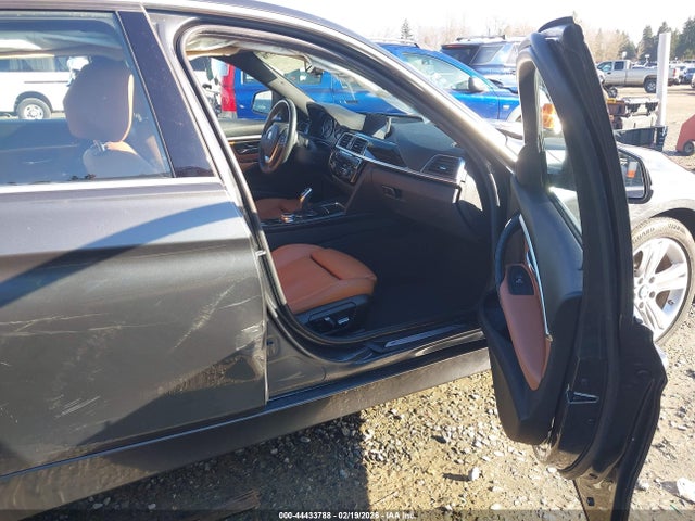 WBA8B9G58HNU09443 BMW 330I