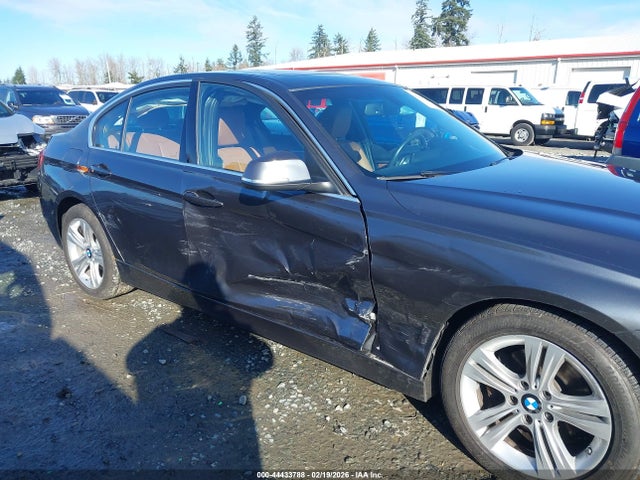 WBA8B9G58HNU09443 BMW 330I