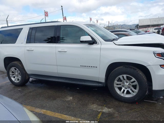 44433793 :رقم المزاد ، 1GNSCHKC3JR217858 vin ، 2018 Chevrolet Suburban Lt مزاد بيع