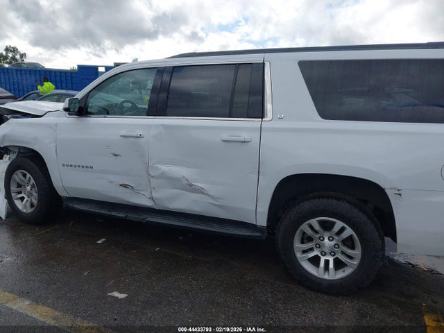 44433793 :رقم المزاد ، 1GNSCHKC3JR217858 vin ، 2018 Chevrolet Suburban Lt مزاد بيع