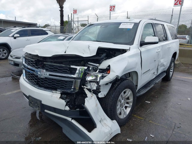44433793 :رقم المزاد ، 1GNSCHKC3JR217858 vin ، 2018 Chevrolet Suburban Lt مزاد بيع