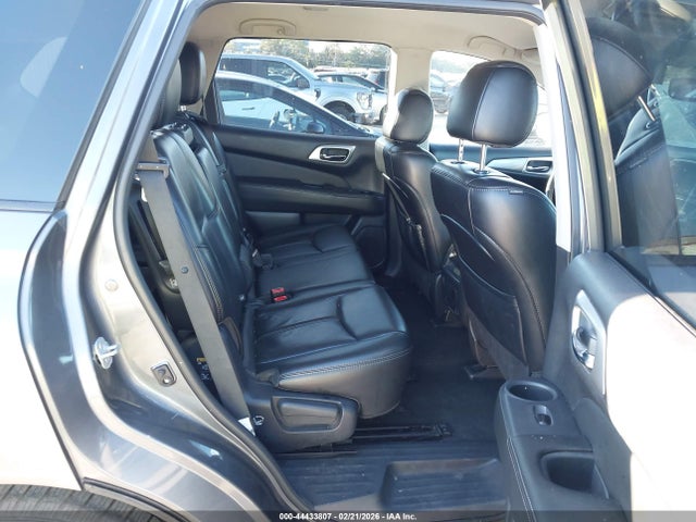 Nissan Pathfinder Sl 2017 5N1DR2MN9HC639539 Image 8
