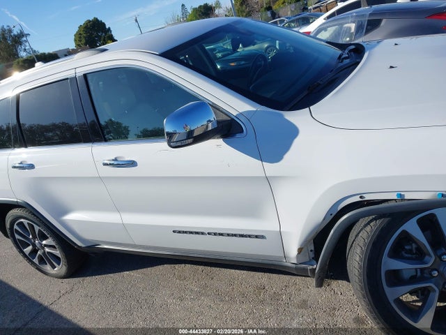 Продаж на аукціоні авто 2018 Jeep Grand Cherokee Limited 4x2, vin: 1C4RJEBG2JC109734, номер лоту: 44433827