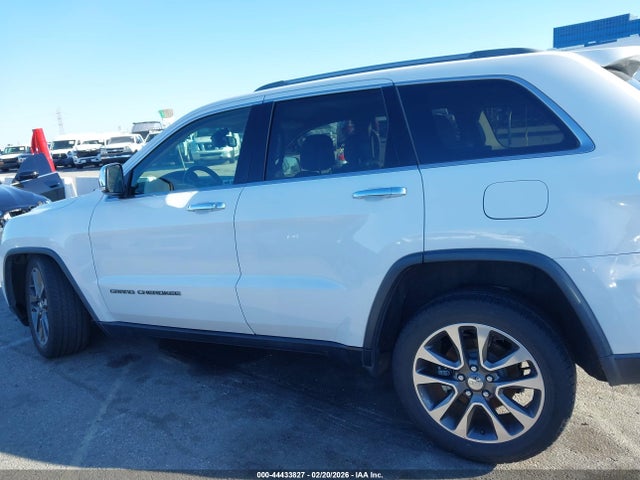 Продаж на аукціоні авто 2018 Jeep Grand Cherokee Limited 4x2, vin: 1C4RJEBG2JC109734, номер лоту: 44433827