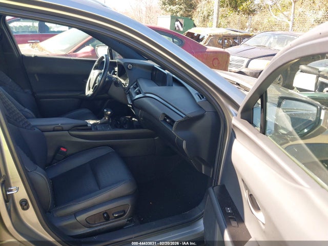 2022 LEXUS UX 200 JTHX3JBHXN2048498 Photo 4