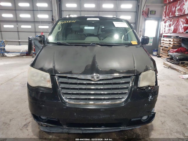 44433844 :رقم المزاد ، 2A8HR54P78R709743 vin ، 2008 Chrysler Town & Country Touring مزاد بيع