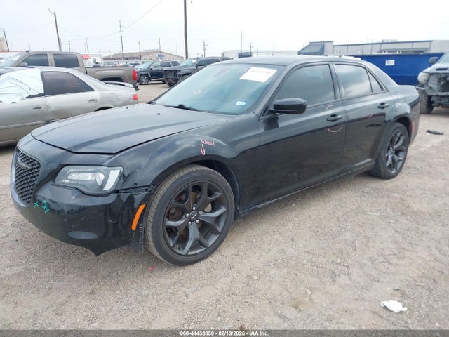 Продаж на аукціоні авто 2023 Chrysler 300 Touring, vin: 2C3CCAAG6PH580984, номер лоту: 44433850