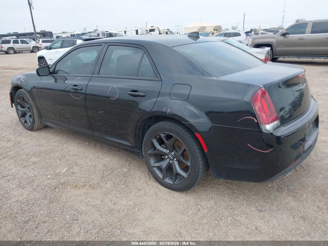 Продаж на аукціоні авто 2023 Chrysler 300 Touring, vin: 2C3CCAAG6PH580984, номер лоту: 44433850