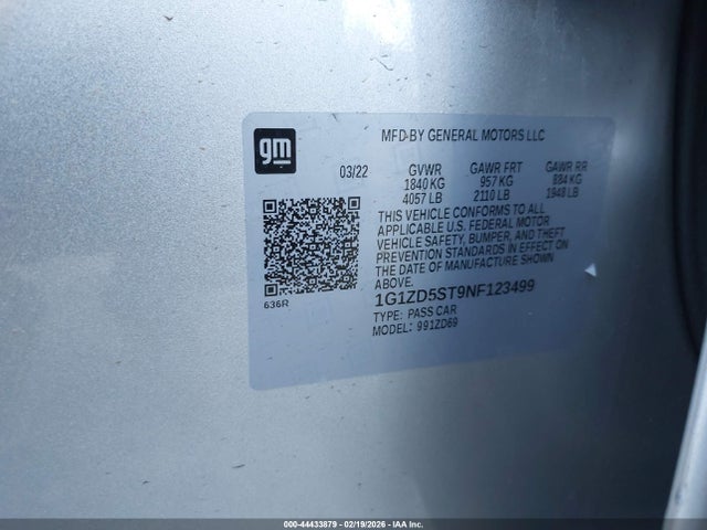 1G1ZD5ST9NF123499 Chevrolet Malibu Fwd Lt