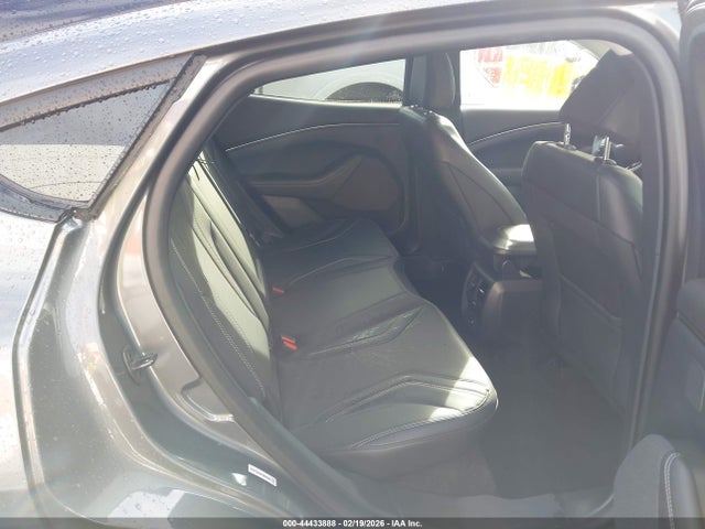 Ford Mustang Mach-e Premium 2023 3FMTK3R40PMB00505 Image 8