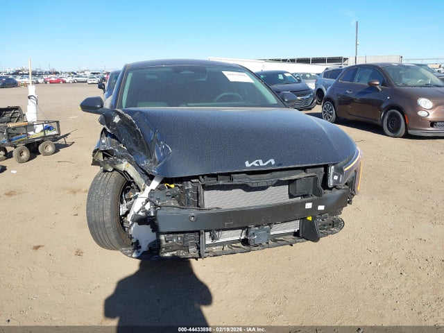 3KPFT4DEXSE146351 KIA K4 Lxs