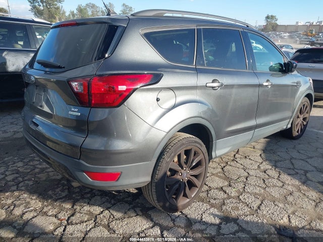 1FMCU0GD3KUA64874 Ford ESCAPE SE