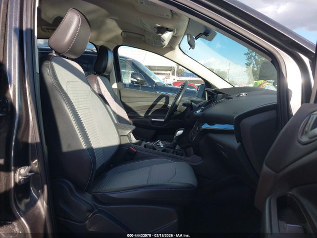 1FMCU0GD3KUA64874 Ford ESCAPE SE