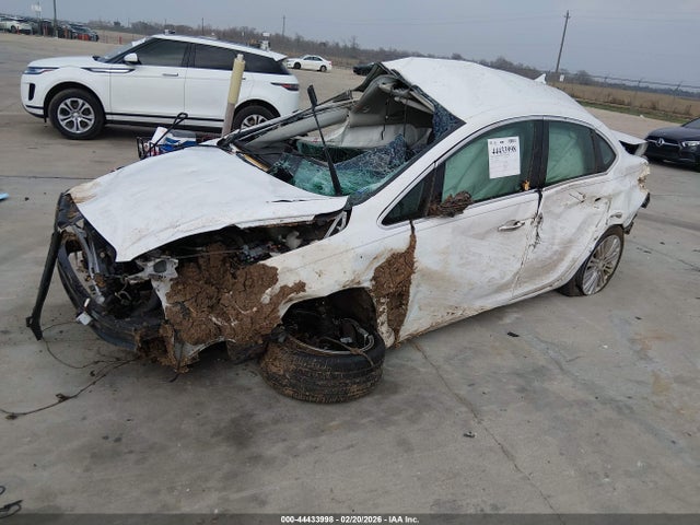 1G4PP5SK8E4163366 Buick Verano