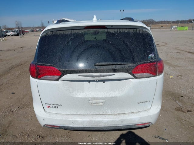 Продажа на аукционе авто 2017 Chrysler Pacifica Limited, vin: 2C4RC1GG4HR822017, номер лота: 44434062