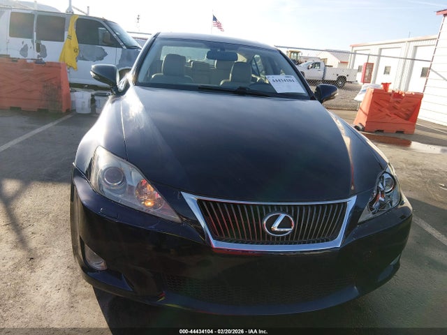 44434104 :رقم المزاد ، JTHCK262695035281 vin ، 2009 Lexus Is 250 مزاد بيع