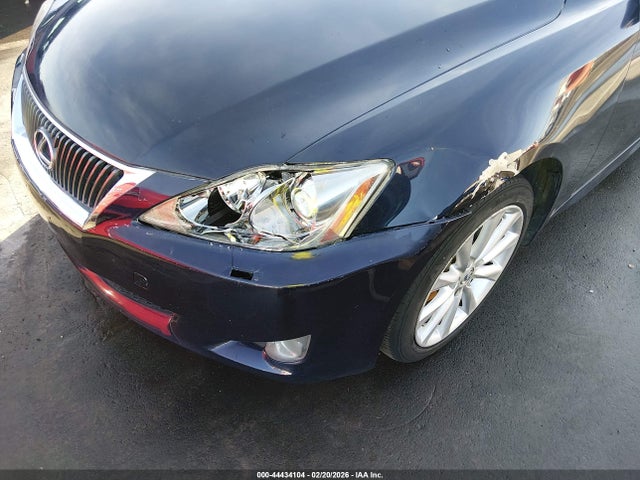 44434104 :رقم المزاد ، JTHCK262695035281 vin ، 2009 Lexus Is 250 مزاد بيع
