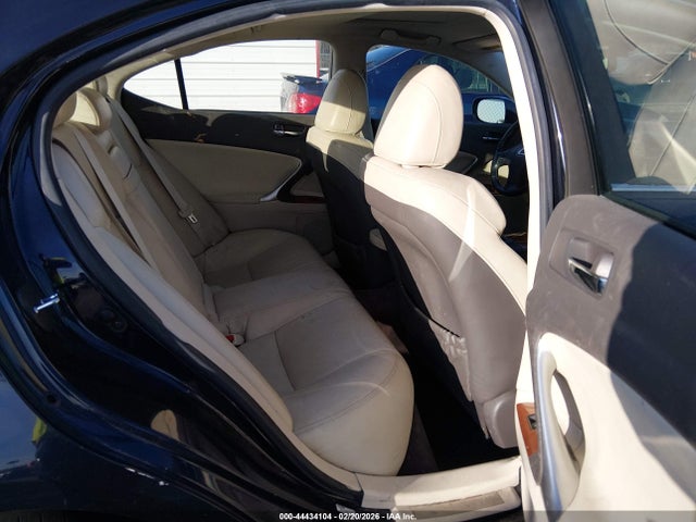 44434104 :رقم المزاد ، JTHCK262695035281 vin ، 2009 Lexus Is 250 مزاد بيع