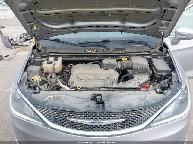 2C4RC1GG0KR552307 Chrysler Pacifica Limited