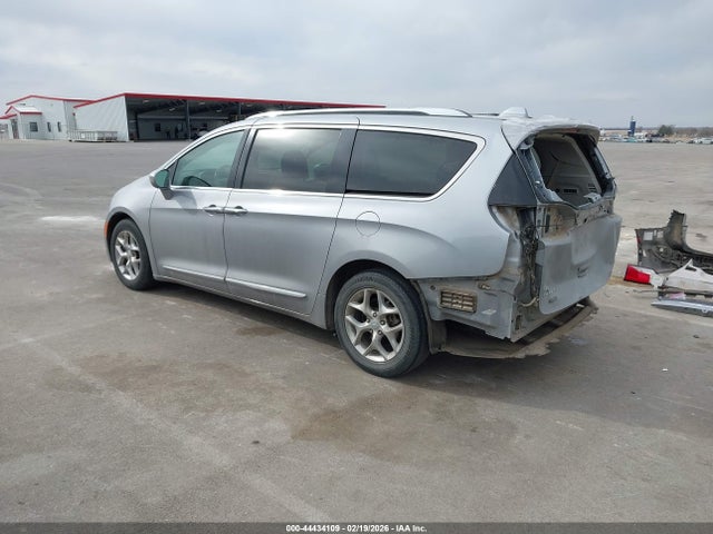 2C4RC1GG0KR552307 Chrysler Pacifica Limited