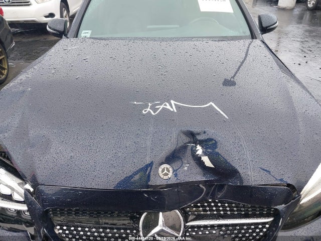 44434120 :رقم المزاد ، W1KWF8DB0MR628215 vin ، 2021 Mercedes-benz C 300 Sedan مزاد بيع