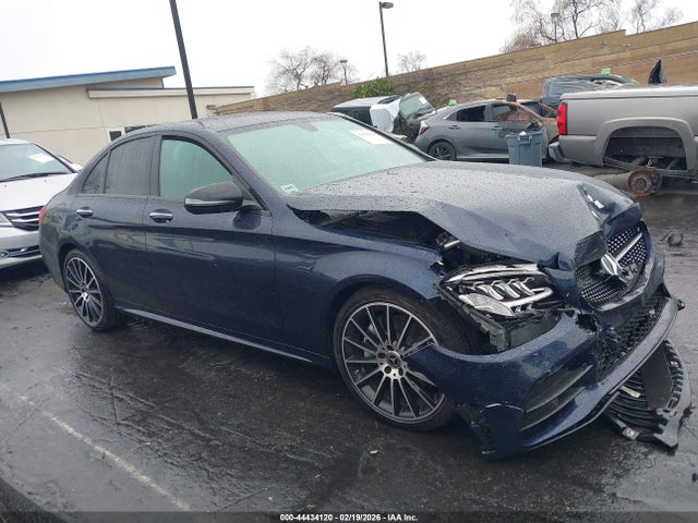 44434120 :رقم المزاد ، W1KWF8DB0MR628215 vin ، 2021 Mercedes-benz C 300 Sedan مزاد بيع