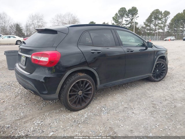 WDCTG4EBXJJ454482 Mercedes-Benz GLA 250