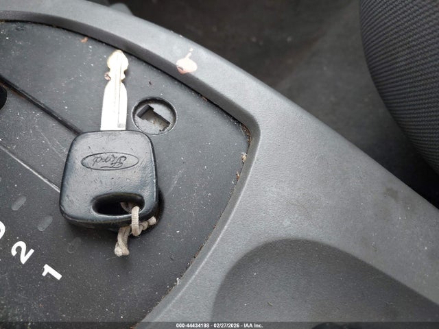 2005 FORD FOCUS 1FAFP34N95W315077 Photo 10