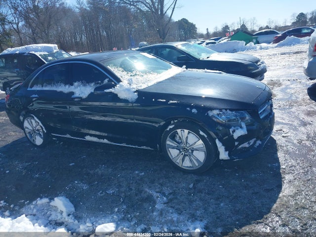 2018 Mercedes-benz C 300 4matic მანქანა იყიდება აუქციონზე, vin: WDDWF4KBXJR421354, აუქციონის ნომერი: 44434200