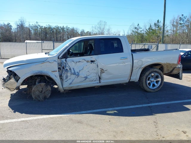 Продажа на аукционе авто 2017 Ram 1500 Laramie  4x4 5'7 Box, vin: 1C6RR7NT8HS832668, номер лота: 44434238