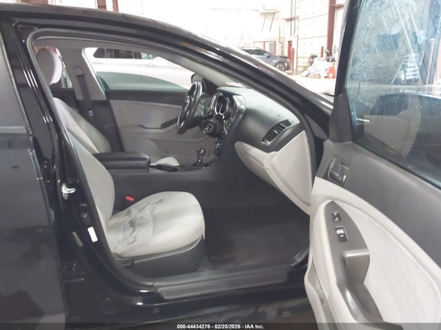5XXGM4A76FG364999 KIA Optima Lx