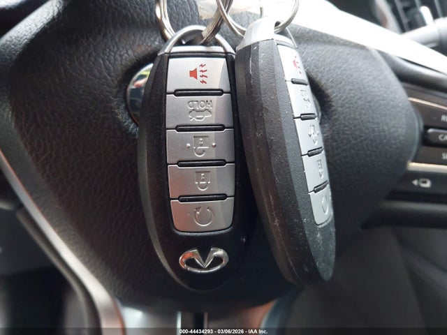 44434293 :رقم المزاد ، JN1EV7AR7JM431008 vin ، 2018 Infiniti Q50 3.0t Luxe مزاد بيع