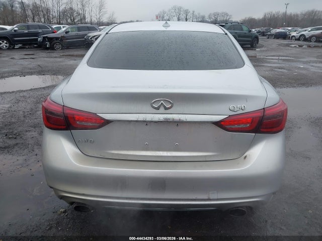 44434293 :رقم المزاد ، JN1EV7AR7JM431008 vin ، 2018 Infiniti Q50 3.0t Luxe مزاد بيع