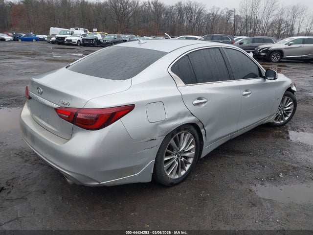44434293 :رقم المزاد ، JN1EV7AR7JM431008 vin ، 2018 Infiniti Q50 3.0t Luxe مزاد بيع